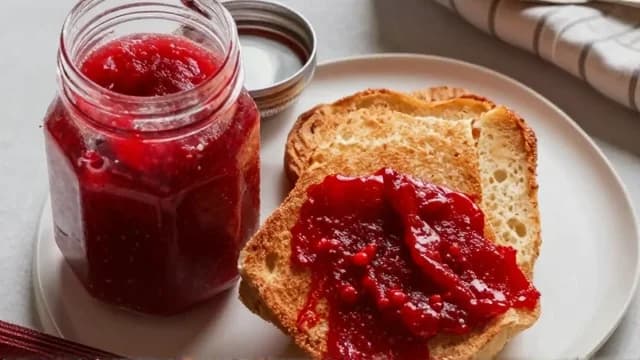 Jam visual illustration - Meaning in Bengali (জ্যাম)