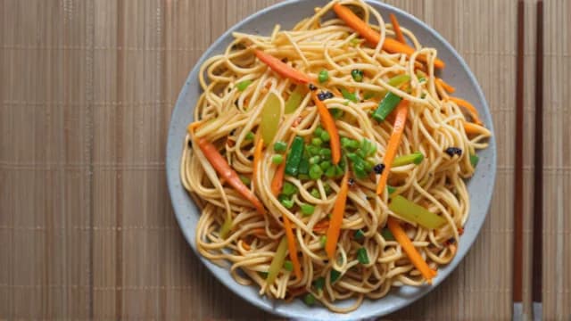 Noodles visual illustration - Meaning in Bengali (নুডুলস)
