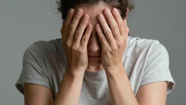 Shame visual illustration - Meaning in Turkish (utanç)